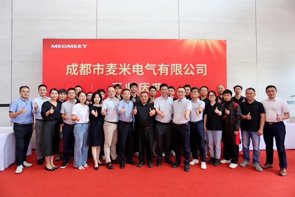 80746737951376928da2d543367ffb94